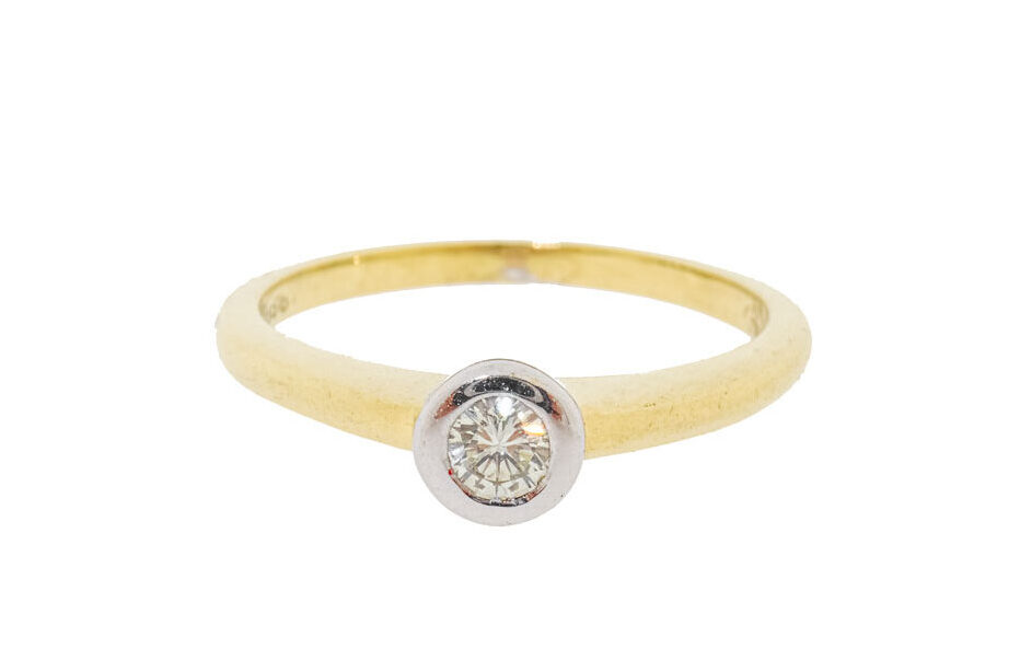 18 Karaat Gouden Solitair Ring Met Diamant