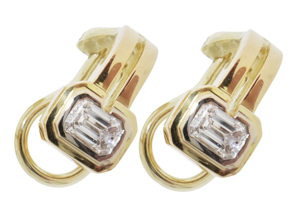 14 Karaat Gouden Oorbellen Met Emerald Cut Diamanten