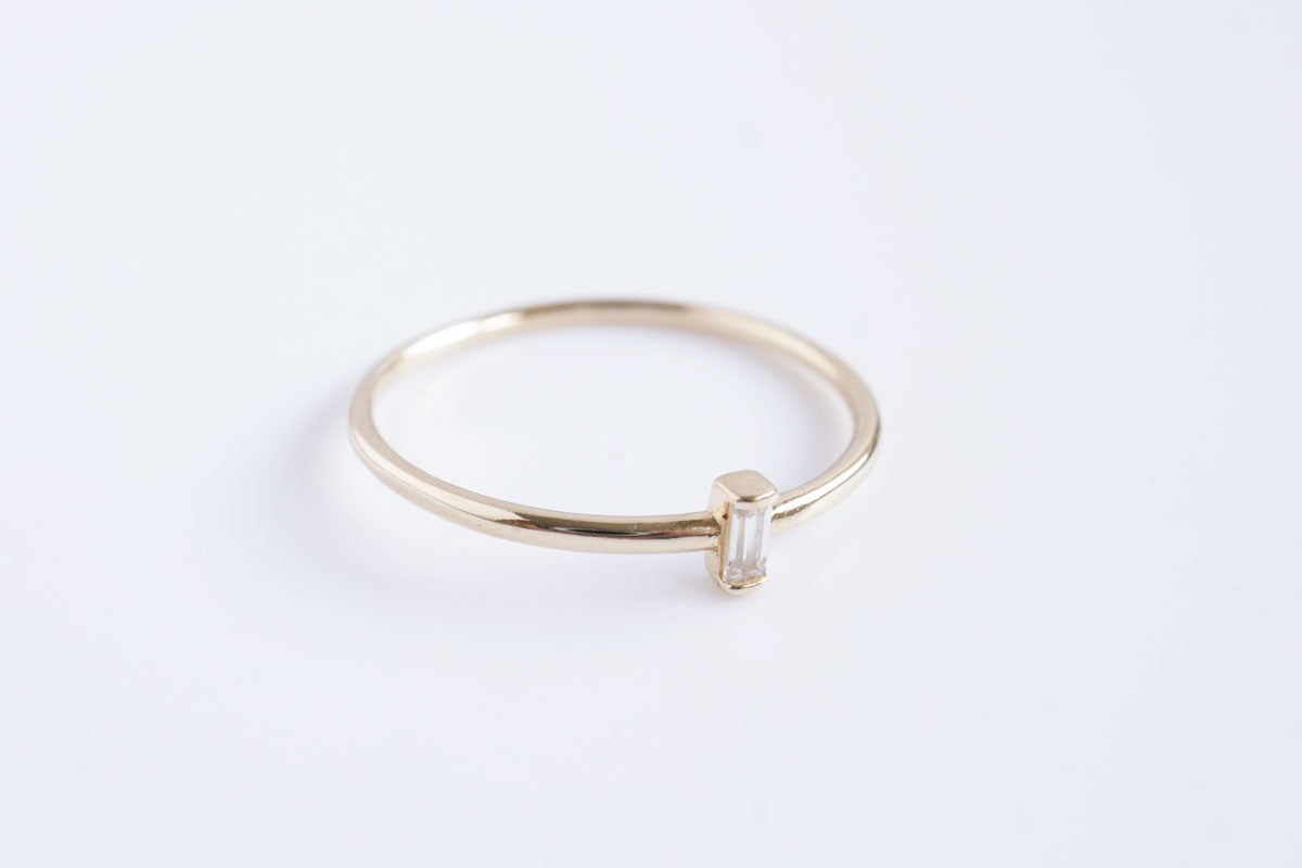 14 Karaat Solitair Ring met Baguette geslepen Zirkonia 