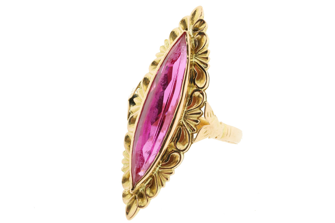 22 Karaat Vintage Gouden Ring Met Marquise Robijn